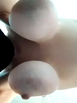 Loveyoudearxq online show from 27, 10, 2025