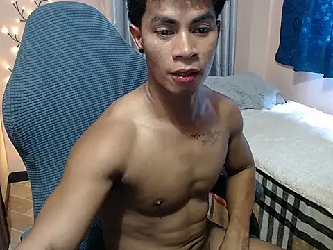 Snapshot of MorenoJake chatting on 19, 10, 2025 MorenoJake online show from 19, 10, 2025