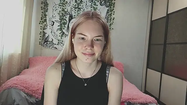 Snapshot of VETT_KITTY chatting on 29, 11, 2025 VETT KITTY online show from 29, 11, 2025