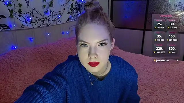 Snapshot of VETT_KITTY chatting on 3, 12, 2025 VETT KITTY online show from 3, 12, 2025