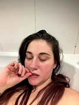 Snapshot of YourFrenchFeliciexo chatting on 28, 11, 2025 YourFrenchFeliciexo online show from 28, 11, 2025