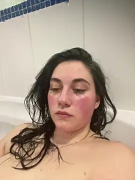 Snapshot of YourFrenchFeliciexo chatting on 16, 12, 2025 YourFrenchFeliciexo online show from 16, 12, 2025