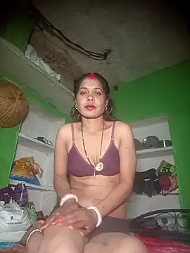 Snapshot of NEXIQRAN chatting on 17, 11, 2025 NEXIQRAN online show from 17, 11, 2025