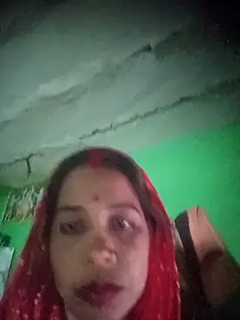 Snapshot of NEXIQRAN chatting on 4, 12, 2025 NEXIQRAN online show from 4, 12, 2025