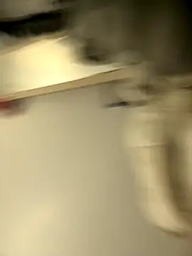 Snapshot of BlueishMove44 chatting on 28, 10, 2025 BlueishMove44 online show from 28, 10, 2025