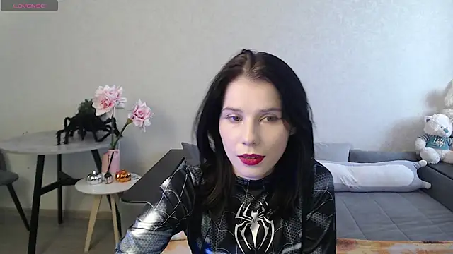 Snapshot of Mell_Hyees chatting on 1, 11, 2025 Mell Hyees online show from 1, 11, 2025