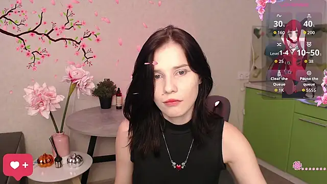 Snapshot of Mell_Hyees chatting on 12, 11, 2025 Mell Hyees online show from 12, 11, 2025