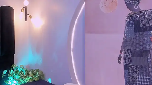 Snapshot of Juli_Casanova chatting on 21, 11, 2025 Juli Casanova online show from 21, 11, 2025