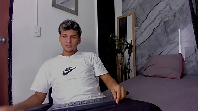 Alan-Smith1 online show from 14, 11, 2025