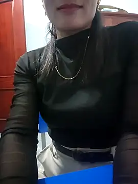 Snapshot of Miube2k chatting on 31, 10, 2025 Miube2k online show from 31, 10, 2025