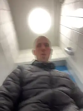 Rotteei1 online show from 10, 11, 2025