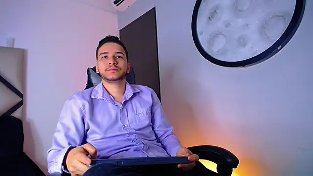 mike 257 online show from 17, 12, 2025