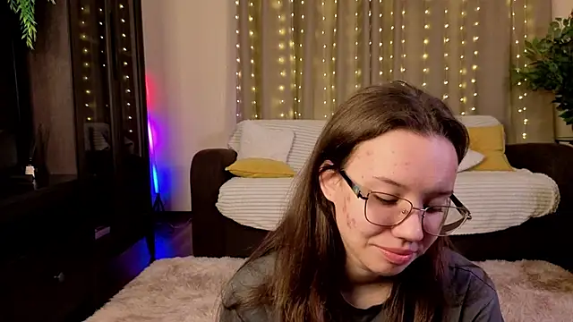 FabiolaCowing online show from 29, 11, 2025