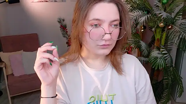 Snapshot of fairy_tara chatting on 16, 12, 2025 fairy tara online show from 16, 12, 2025