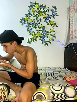 Snapshot of adan_jp chatting on 28, 11, 2025 adan jp online show from 28, 11, 2025