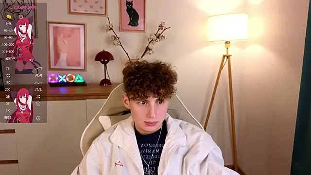 Snapshot of crisp1n chatting on 20, 10, 2025 crisp1n online show from 20, 10, 2025