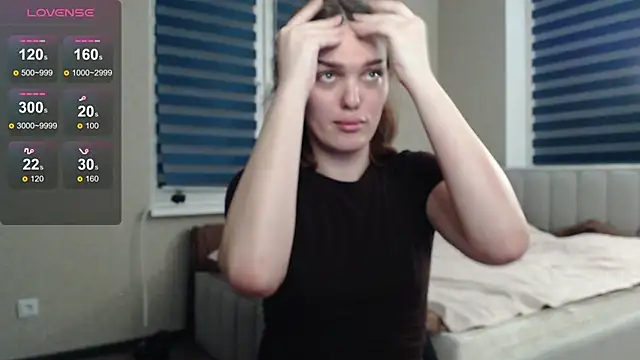 EmiliaRhodes online show from 24, 10, 2025