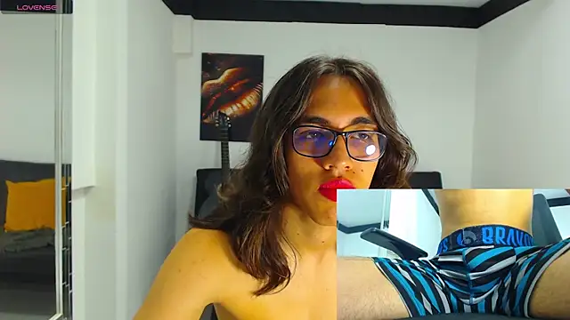 Snapshot of cory_hot chatting on 6, 11, 2025 cory hot online show from 6, 11, 2025