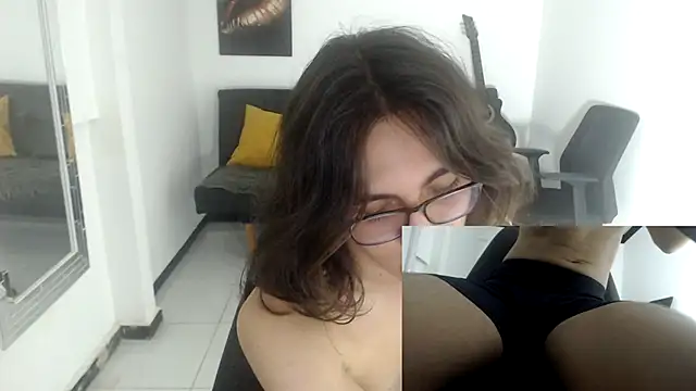 Snapshot of cory_hot chatting on 21, 11, 2025 cory hot online show from 21, 11, 2025