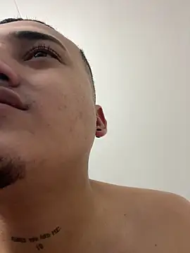 Snapshot of Demon_foxes chatting on 25, 11, 2025 Demon foxes online show from 25, 11, 2025