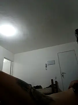 Snapshot of Sph9mm chatting on 29, 10, 2025 Sph9mm online show from 29, 10, 2025