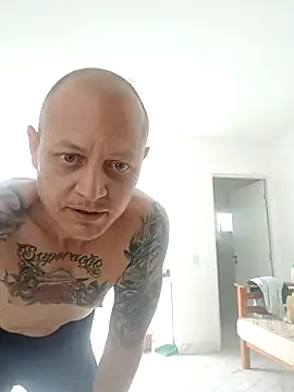 Snapshot of Sph9mm chatting on 9, 11, 2025 Sph9mm online show from 9, 11, 2025