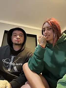 Snapshot of zelda_kuro chatting on 13, 11, 2025 zelda kuro online show from 13, 11, 2025