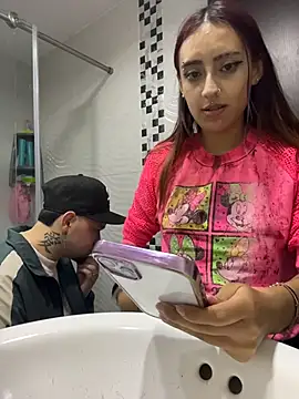 Snapshot of zelda_kuro chatting on 15, 11, 2025 zelda kuro online show from 15, 11, 2025