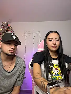 Snapshot of zelda_kuro chatting on 3, 12, 2025 zelda kuro online show from 3, 12, 2025