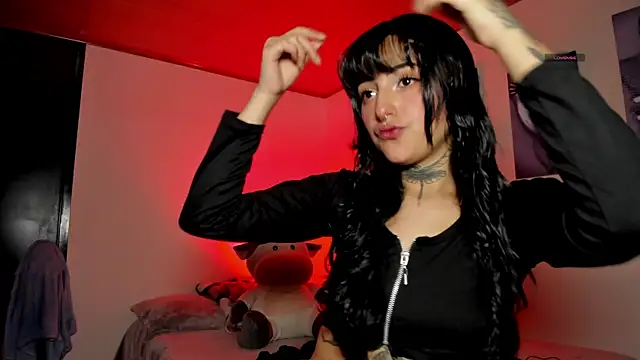 Snapshot of miku_st chatting on 17, 12, 2025 miku st online show from 17, 12, 2025