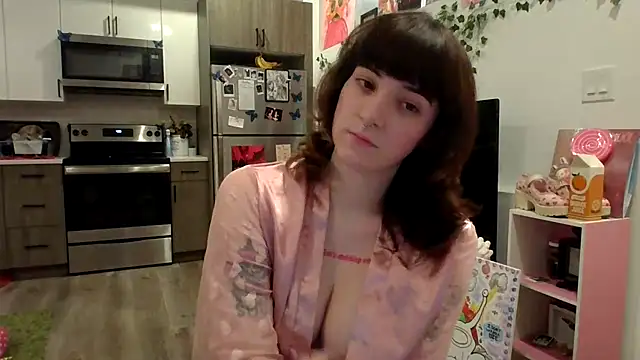 Snapshot of Trickylucy555 chatting on 5, 11, 2025 Trickylucy555 online show from 5, 11, 2025