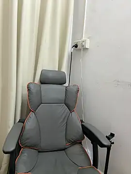 aaaaawhate online show from 25, 2, 2026