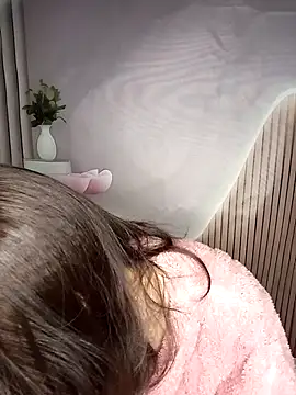 Fish yellow online show from 28, 11, 2025