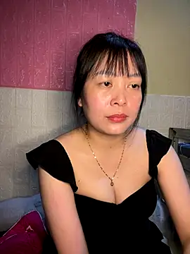 Snapshot of Butterfly_kee chatting on 25, 10, 2025 Butterfly kee online show from 25, 10, 2025