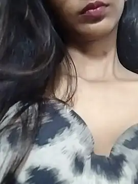 Snapshot of Aaliya_BigBoobs_1 chatting on 28, 11, 2025 Aaliya BigBoobs 1 online show from 28, 11, 2025