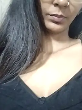 Snapshot of Aaliya_BigBoobs_1 chatting on 2, 12, 2025 Aaliya BigBoobs 1 online show from 2, 12, 2025