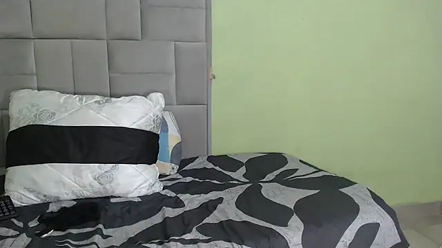 Snapshot of Mimi_Passion chatting on 19, 12, 2025 Mimi Passion online show from 19, 12, 2025