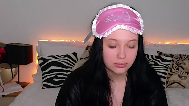 Snapshot of Felicia_Herceg chatting on 1, 11, 2025 Felicia Herceg online show from 1, 11, 2025