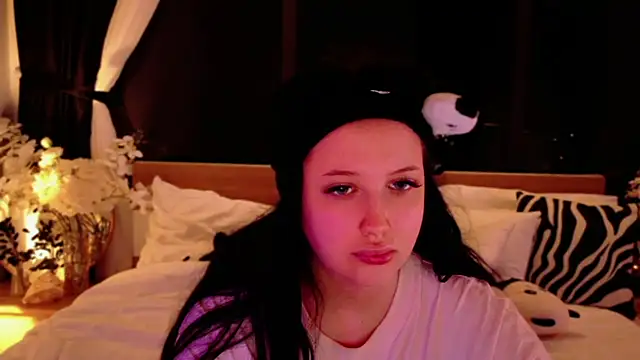 Snapshot of Felicia_Herceg chatting on 16, 11, 2025 Felicia Herceg online show from 16, 11, 2025