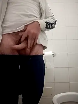 Snapshot of Romaeterna_ chatting on 27, 10, 2025 Romaeterna online show from 27, 10, 2025