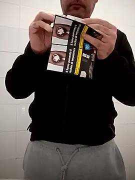 Snapshot of Romaeterna_ chatting on 29, 10, 2025 Romaeterna online show from 29, 10, 2025