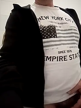 Snapshot of Romaeterna_ chatting on 31, 10, 2025 Romaeterna online show from 31, 10, 2025