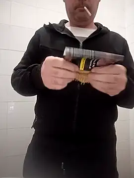 Snapshot of Romaeterna_ chatting on 10, 11, 2025 Romaeterna online show from 10, 11, 2025