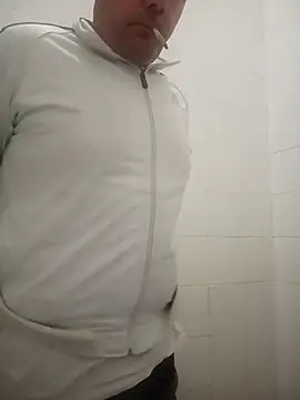 Snapshot of Romaeterna_ chatting on 17, 11, 2025 Romaeterna online show from 17, 11, 2025