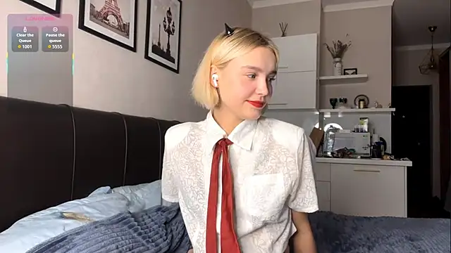 Snapshot of MelodyImam chatting on 31, 10, 2025 MelodyImam online show from 31, 10, 2025