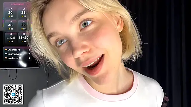 Snapshot of MelodyImam chatting on 23, 11, 2025 MelodyImam online show from 23, 11, 2025