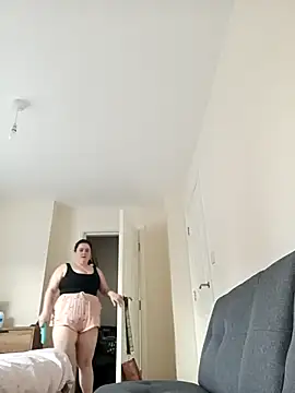 Snapshot of Maya_29x chatting on 26, 10, 2025 Maya 29x online show from 26, 10, 2025