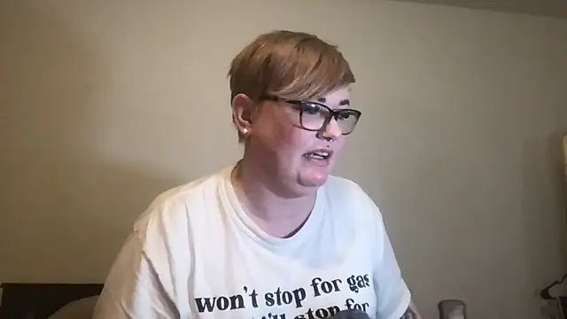 lusciouskitten online show from 3, 2, 2026