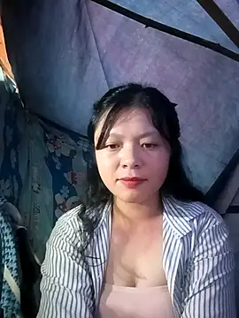 lisa-bae00 online show from 13, 11, 2025