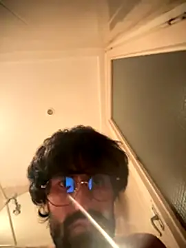 Snapshot of Paapii1098 chatting on 11, 11, 2025 Paapii1098 online show from 11, 11, 2025